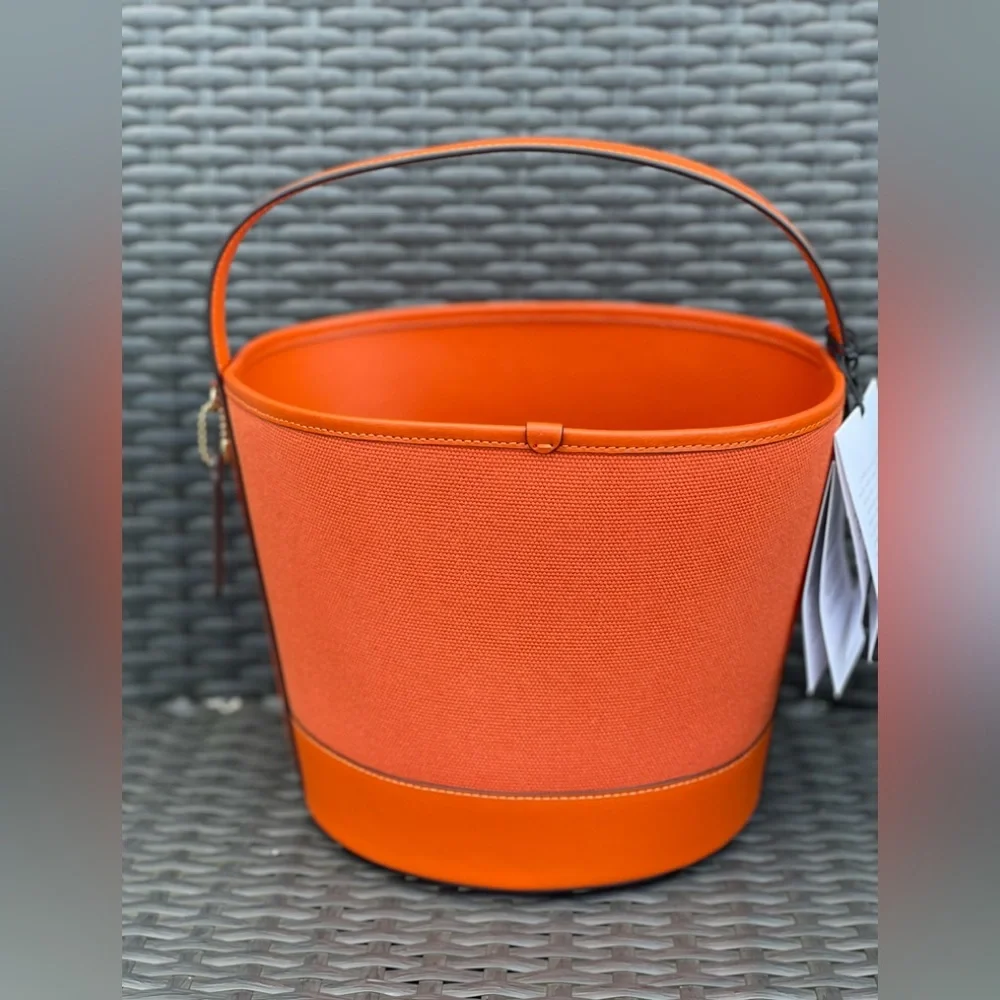 NWT！COACH TRICK OR TREAT BUCKET WITH HALLOWEEN PUMPKIN（COACH CW533）fast
